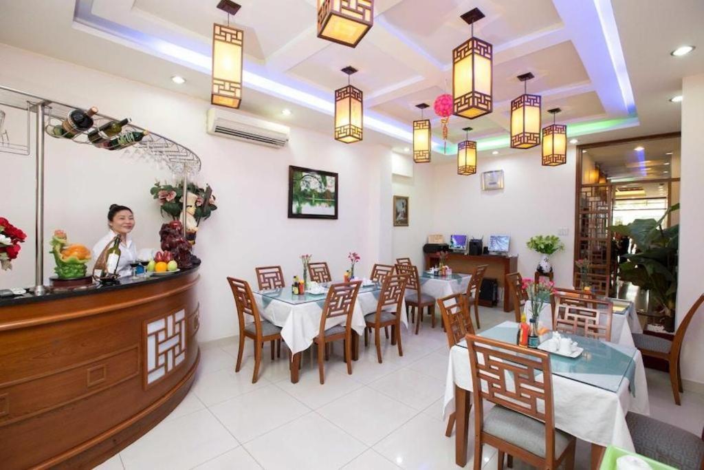 Hong Hac Hotel Ho Chi Minh City Exterior photo