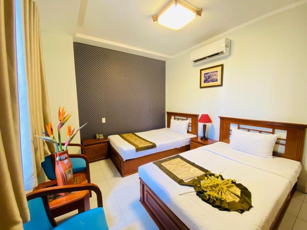Hong Hac Hotel Ho Chi Minh City Exterior photo